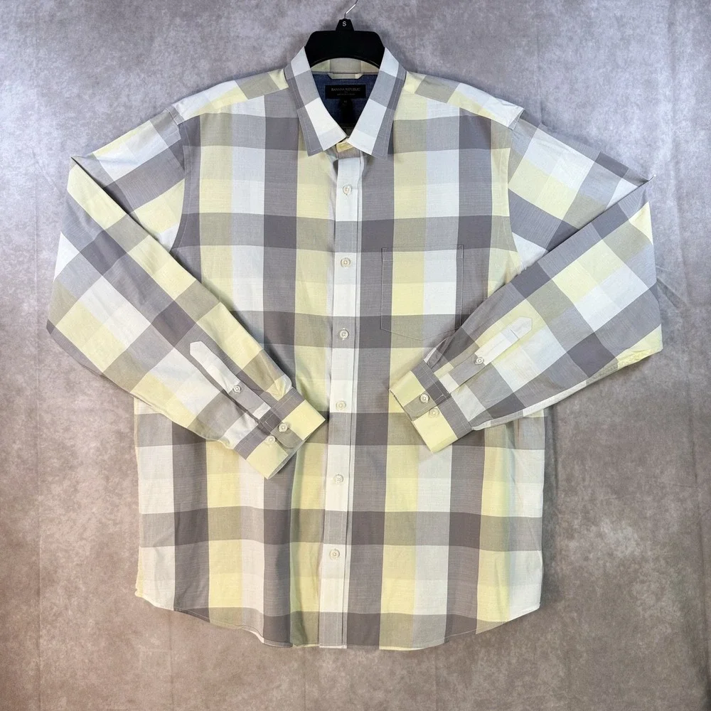 Banana Republic Button Up Shirt Men XL Soft Wash Slim Fit Gray Plaid Long Sleeve
